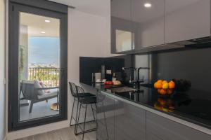 Málaga Piso nuevo amplio luminoso 3 hab vistas wifi y parking privado