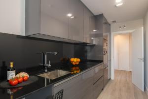 Málaga Piso nuevo amplio luminoso 3 hab vistas wifi y parking privado