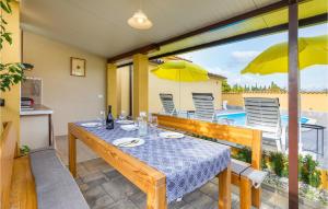 Gorgeous Home In Galizana With Wifi