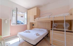 1 Bedroom Stunning Home In Rapallo