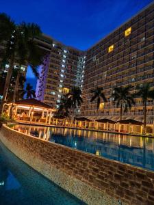 Mall of Asia Garden view 2 Bedrooms 2 bathrooms