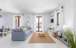 2 Bedroom Nice Home In Betiga 