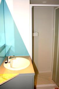 Campings Mobil-Home 5 places Camping 5 Etoiles ERDEVEN Les 7 Saints : photos des chambres