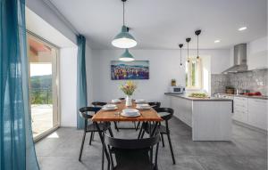 Awesome Home In Labin With Wifi