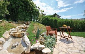 Beautiful Apartment In Srinjine With Wifi 