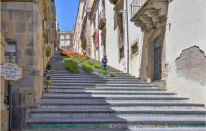 Lovely Home In Grammichele With Wifi