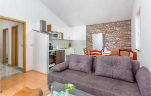 Beautiful Apartment In Krk With Kitchen 