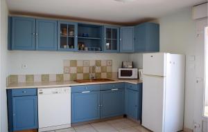 2 Bedroom Stunning Home In Pleubian