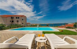 Lovely Apartment In Kustici, Novalja