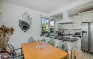 Nice Home In Njivice With Wifi