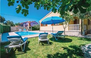 Beautiful Home In Fazana With Kitchen 