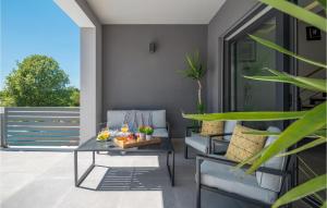 3 Bedroom Gorgeous Home In Medulin