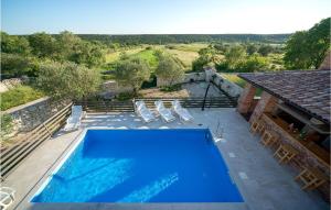 Stunning Home In Ladevci With Wifi