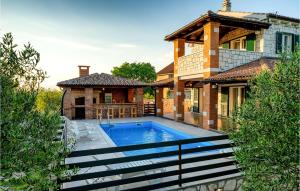 Stunning Home In Ladevci With Wifi
