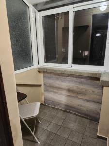 Quiet central studio