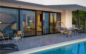 3 Bedroom Amazing Home In Brela