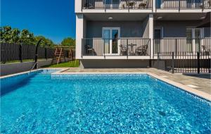 2 Bedroom Awesome Apartment In Zadar