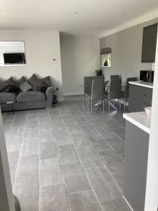 Brand new purpose built 3 bedroom holiday barn