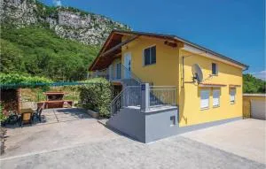 Beautiful Apartment In Bribir - 布里比尔