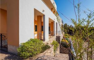 Stunning Apartment In Moscenicka Draga