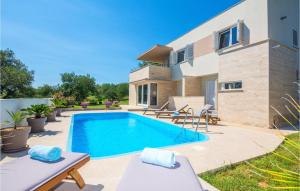 Cozy Home In Posedarje With Sauna