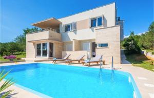 Cozy Home In Posedarje With Sauna