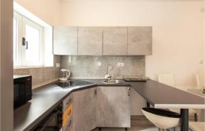 2 Bedroom Awesome Apartment In Zadar