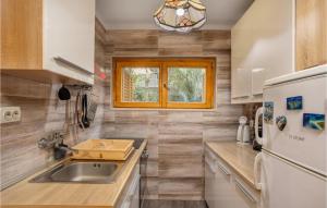 3 Bedroom Stunning Home In Crikvenica