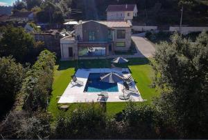 Casa Fonte do Castelo - Casa de Campo - 4-star hotels in Monção