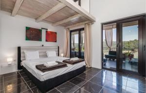 Nice Home In Kampor With Ethernet Internet 