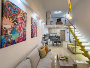 SpaceSix "DownTown Premium Loft" by #Gimispace Rentals