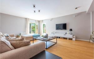 Nice Home In Postira With Wifi