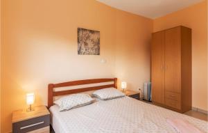 Gorgeous Apartment In Medulin With Wifi