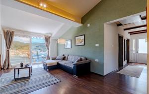 Cozy Apartment In Vela Luka