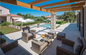 Stunning Home In Umag With Wifi