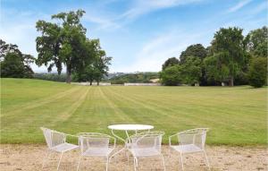 1 Bedroom Nice Apartment In Ocquerre