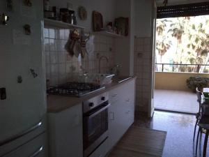 Riccio di Mare - Large and bright flat on the sea