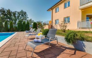 Stunning Home In Pazin