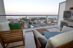 Awesome Sea & Marina View City Center 1 Bdr Flat