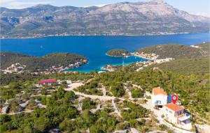 Amazing Home In Zrnovo