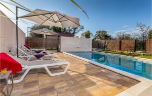 Stunning Home In Segotici 