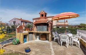 Amazing Apartment In Pula With Wifi