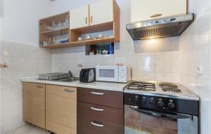 Amazing Apartment In Pula With Wifi