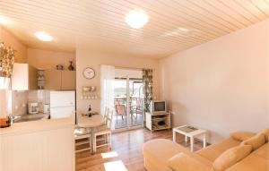 Apartment Pirovac Hrvatske Mladezi