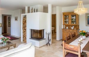 Amazing Home In Nideggen With Wifi