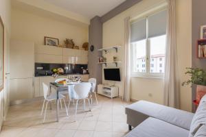 [Near the port]-Elegante appartamento con vista sui canali