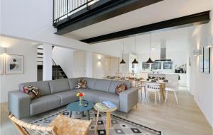 Gorgeous Home In Lembruchdümmer See