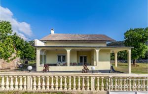 Lovely Apartment In Susanj With Wifi