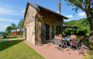 Gorgeous Home In Sveti Ivan Zelina