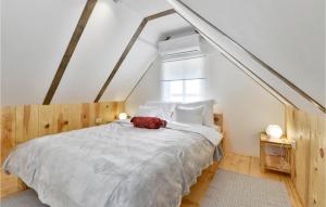 Gorgeous Home In Sveti Ivan Zelina